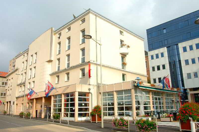 Hotel Central Parc Oyonnax Buitenkant foto